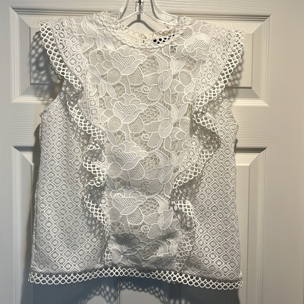 Elegant White Lace Flutter Sleeve Top - Picture 3 of 9